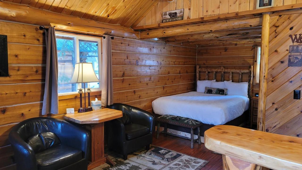 Riverfront Motel & Cabins Thompson Falls Dış mekan fotoğraf