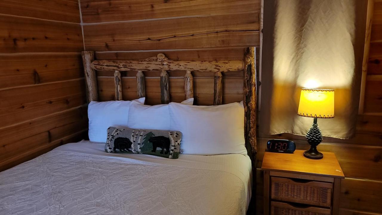 Riverfront Motel & Cabins Thompson Falls Dış mekan fotoğraf